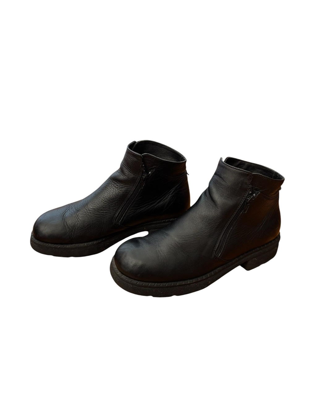 Naot Black pebbled Leather Booties side zip Comfort Boots size 39